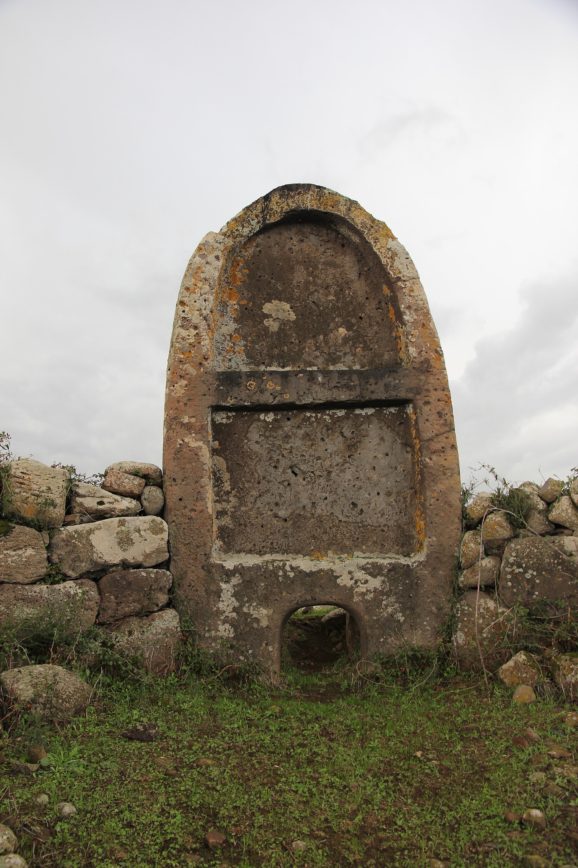 tomba dei giganti di Imbertighe
