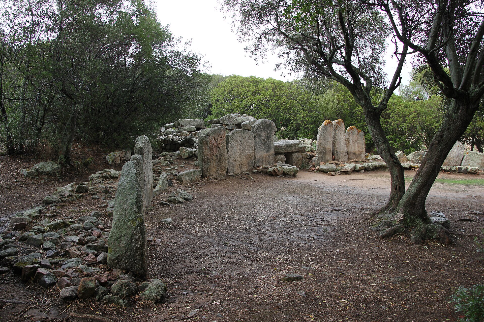 tomba dei giganti di Su Mont'e s'Abe