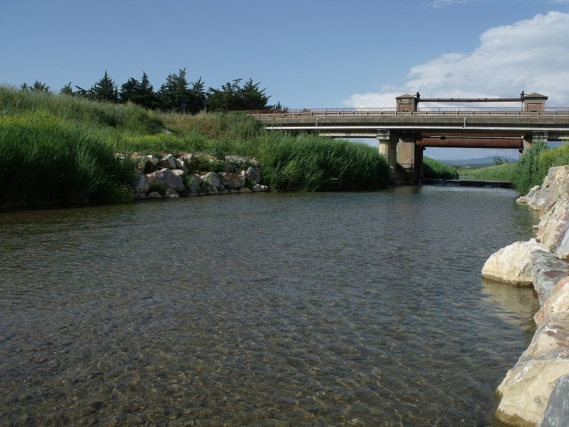 Ponte sul fiume Pecora