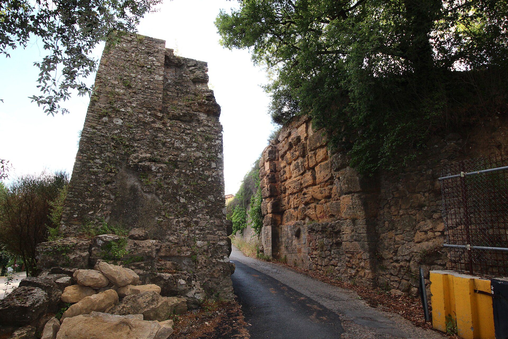 Porta Diana