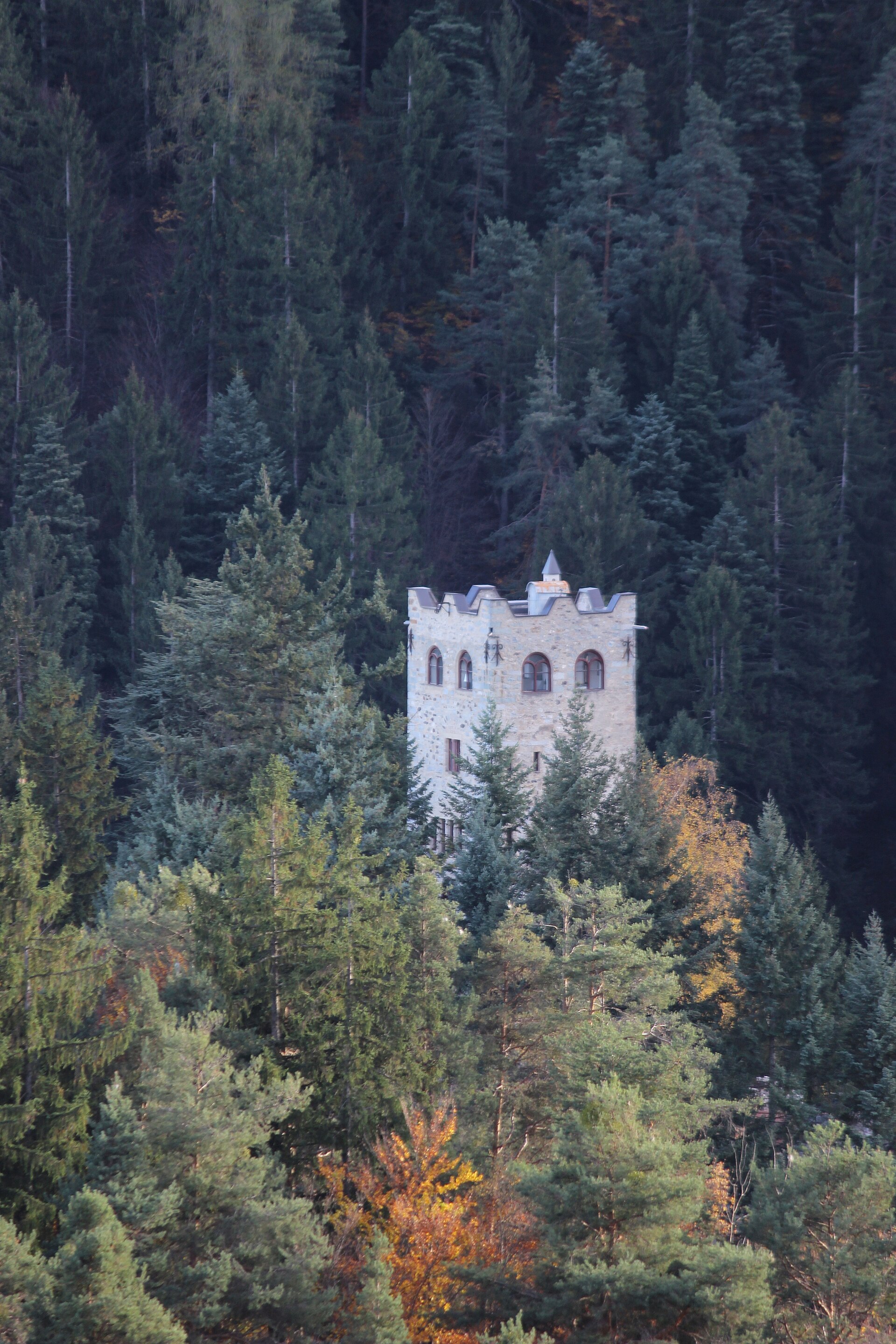 Castel Zwingenberg