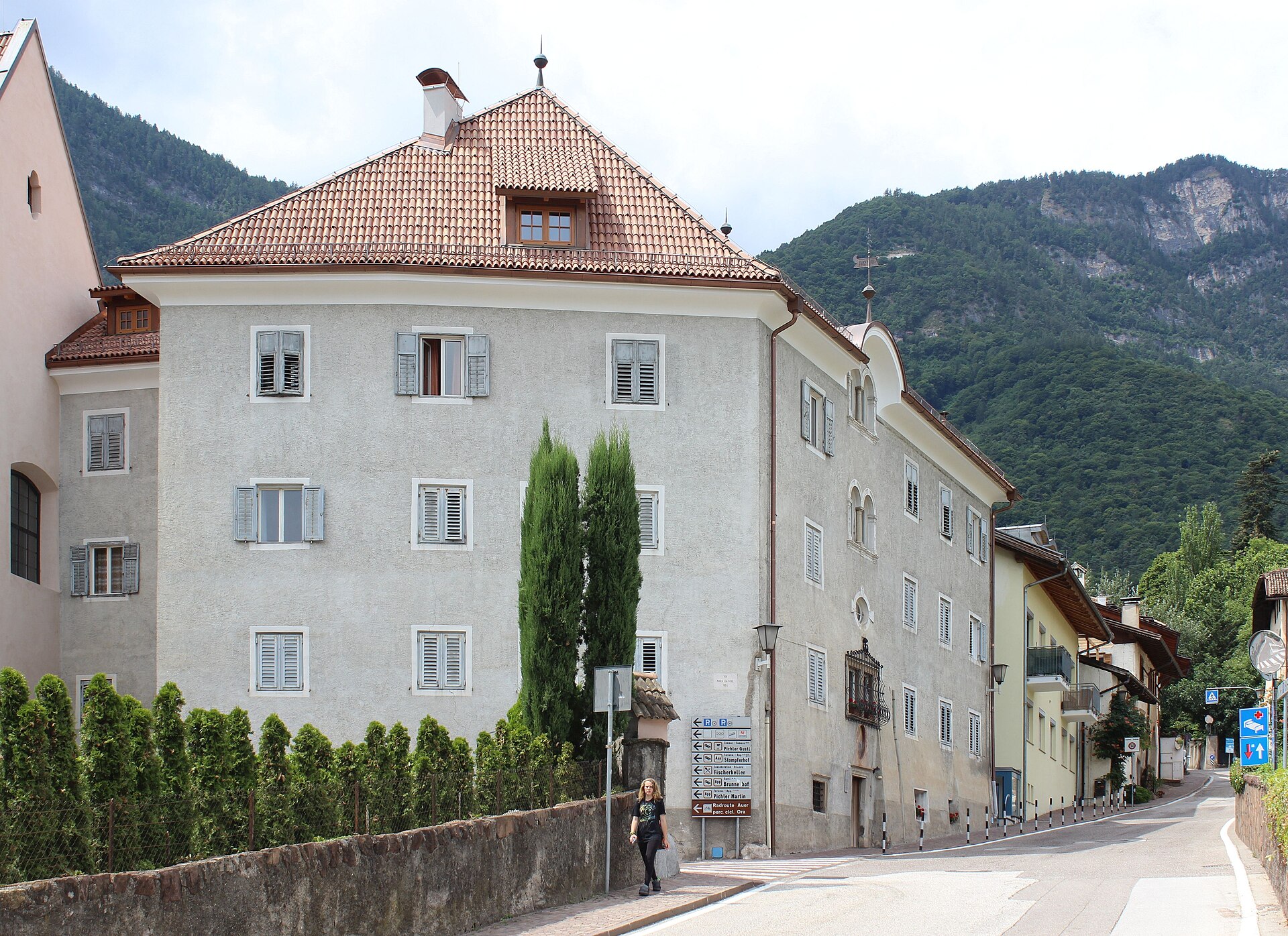 Tertiarkloster in Kaltern