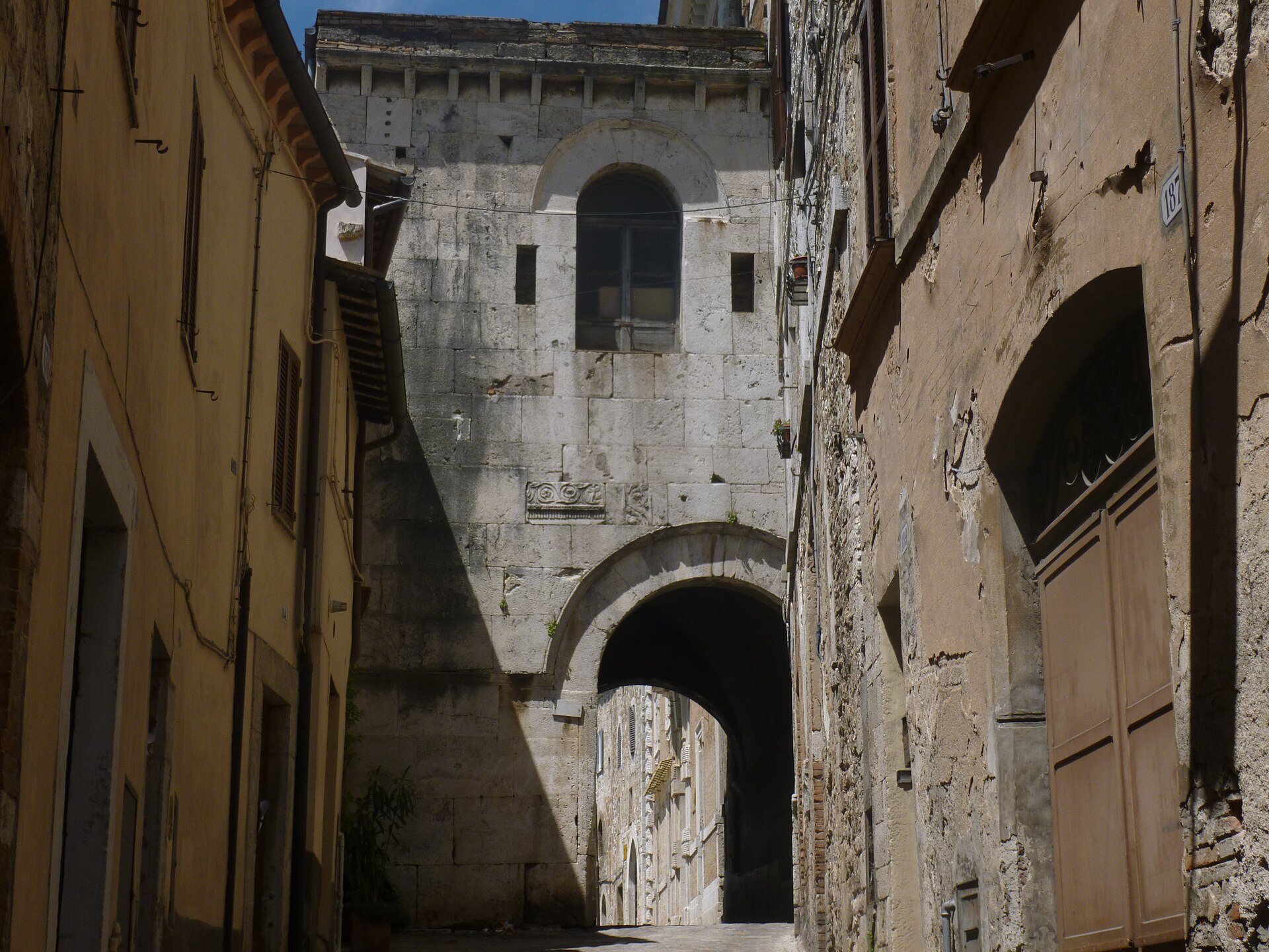 Porta Cubica