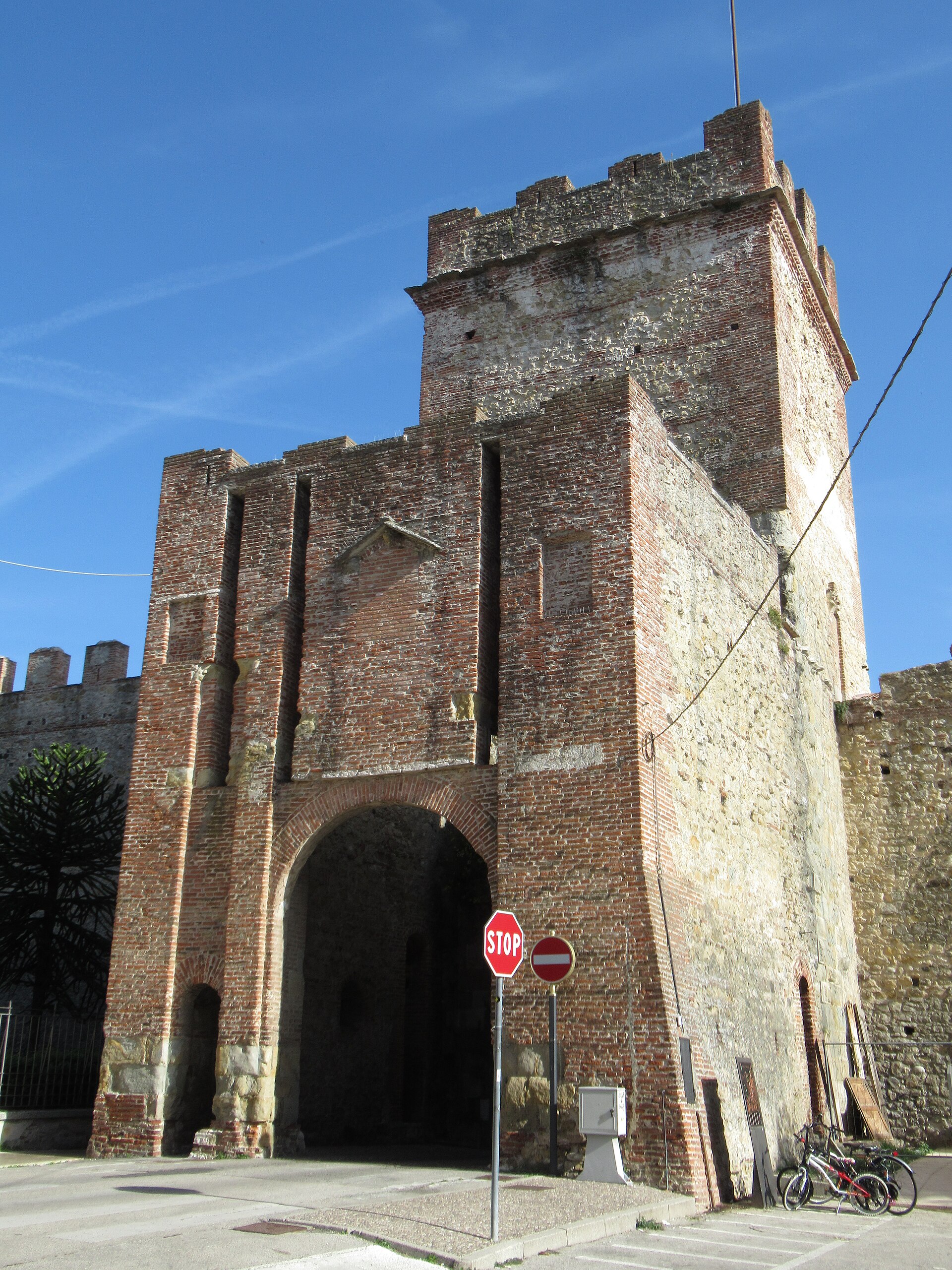 Porta Breganzina