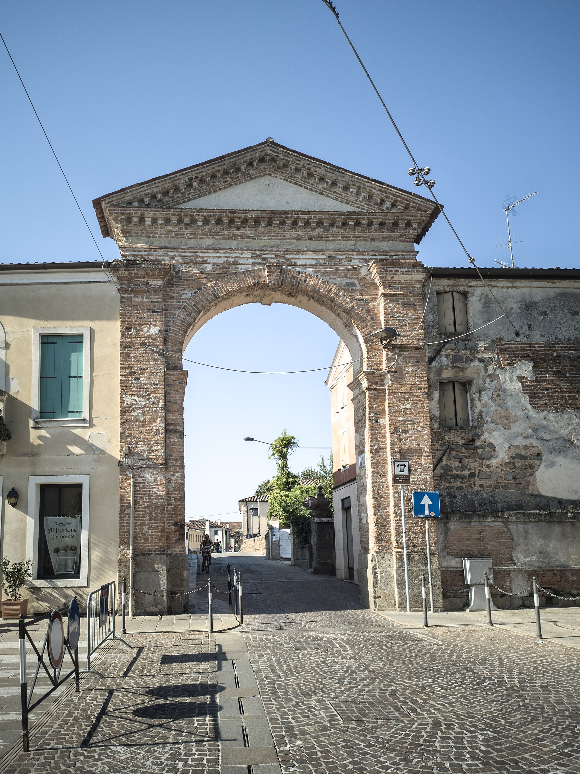 Porta San Francesco