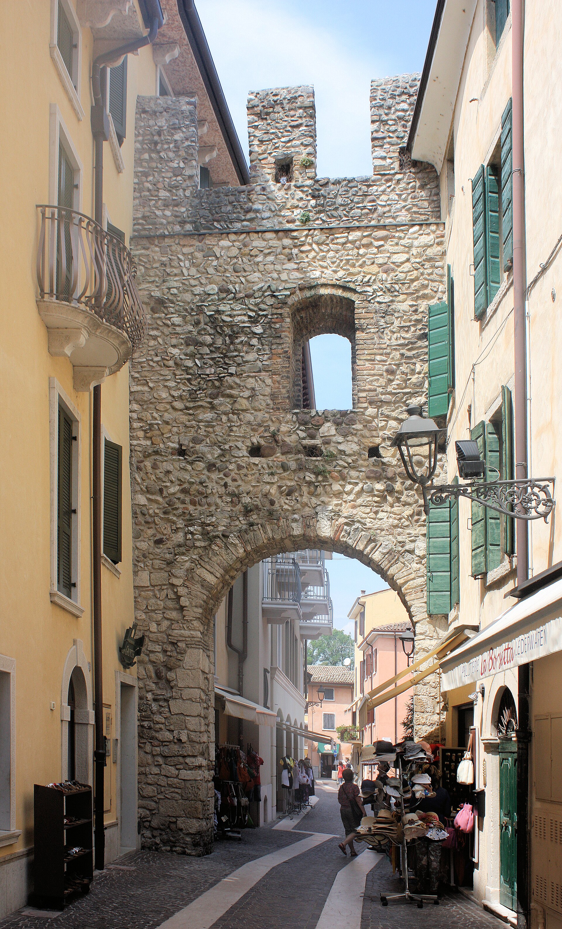 Porta San Giovanni
