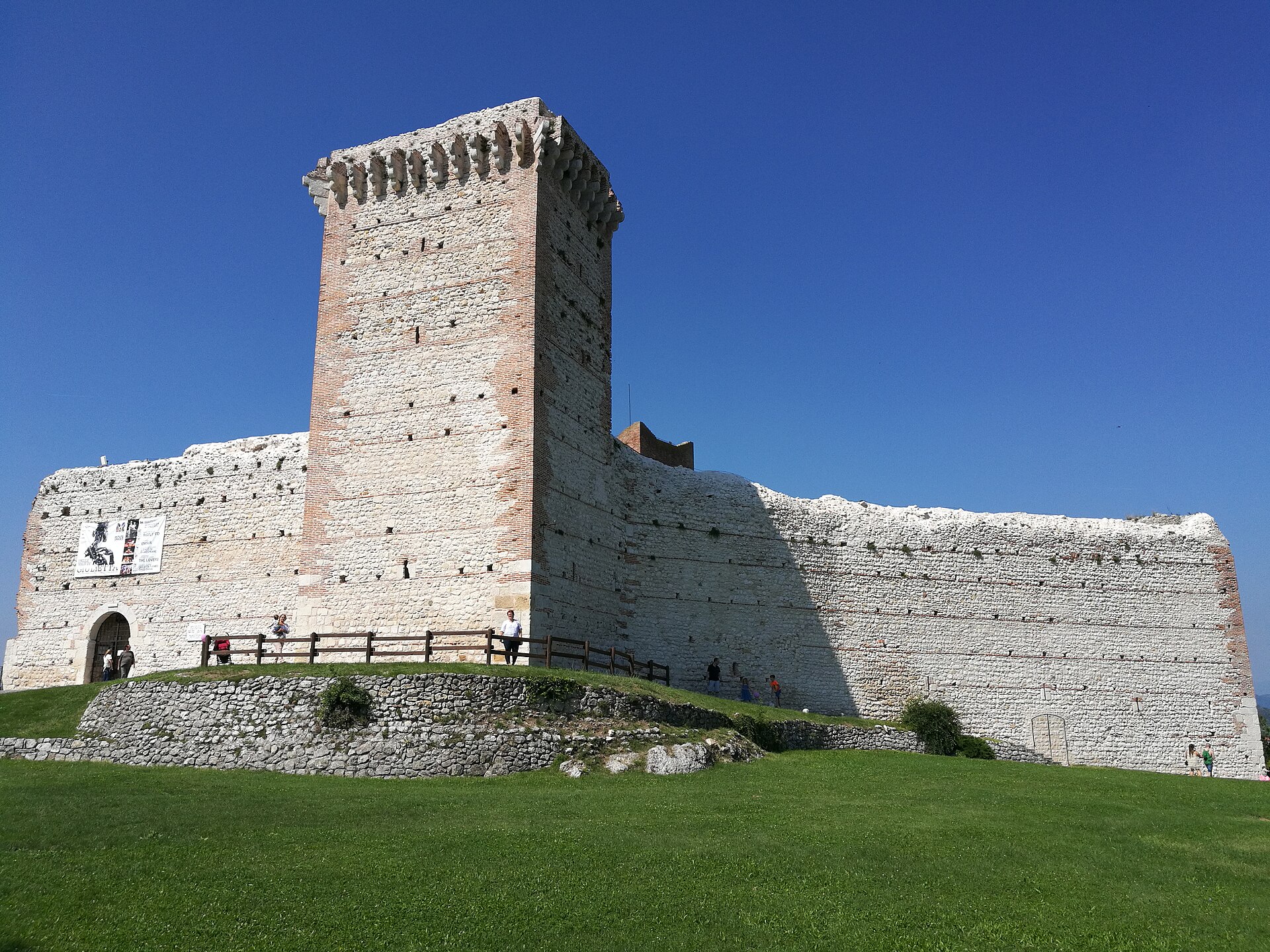 castello della Villa