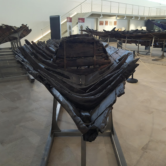 Parco archeologico di Ostia antica - Museo delle navi