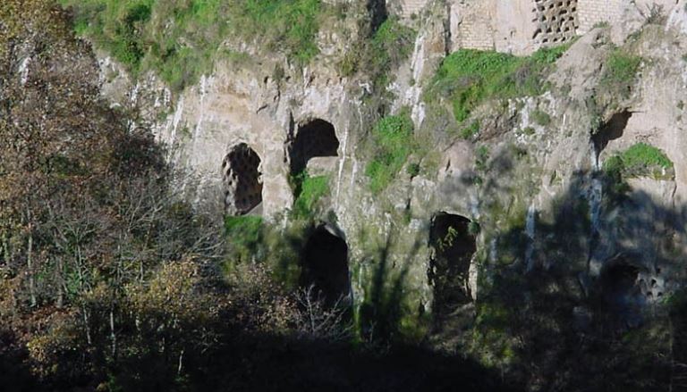 Grotte di Castro