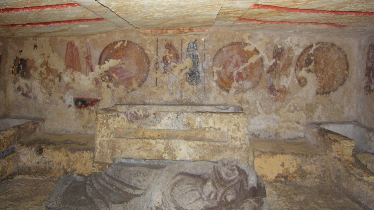 Parco archeologico di Cerveteri e Tarquinia - Area recintata e Tomba: degli Scudi, di Francesca Giustiniani, del Barone, delle Pantere, Giglioli, dei Tori, degli Auguri, dell'Orco, Area Scataglini e tomba degli Aninas