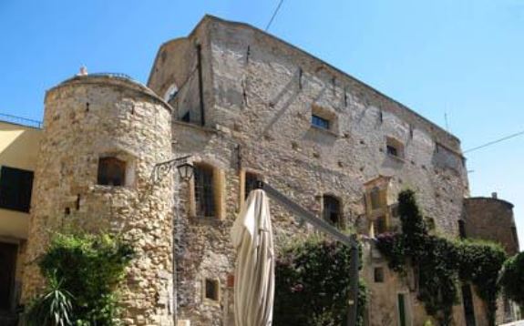 Castello dei Clavesana