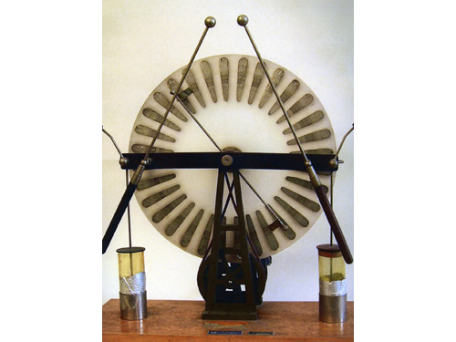 Collezione scientifica dell’I.I.S. "Colombo"