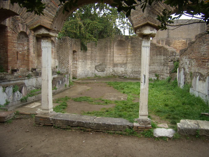 Domus della Fortuna Annonaria