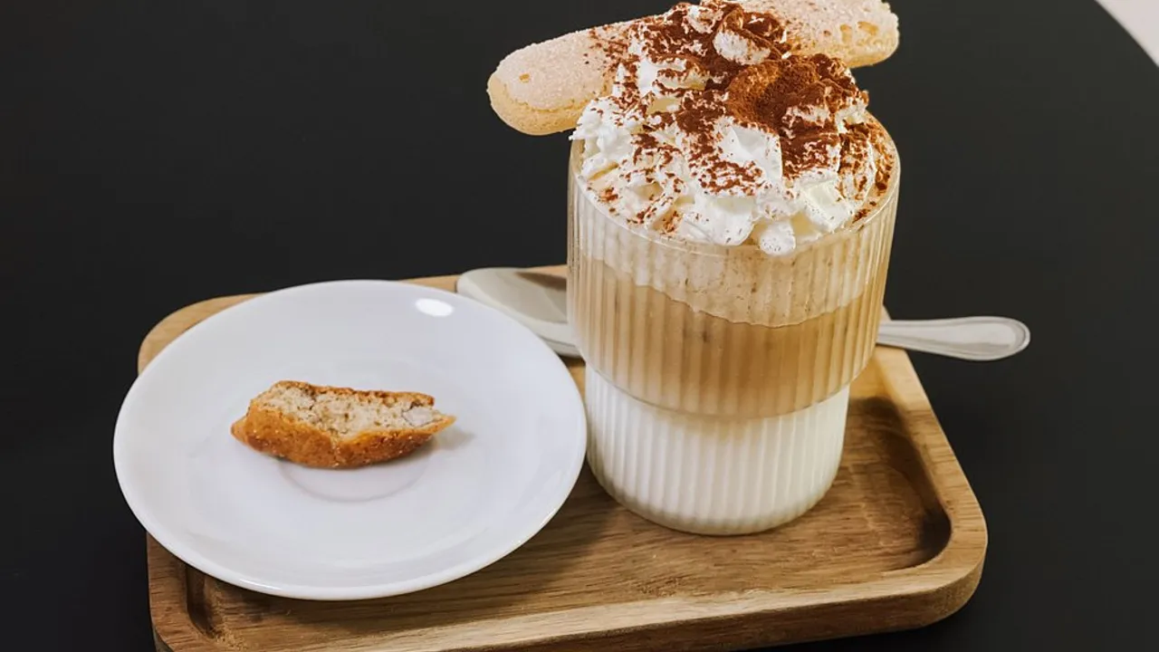 1 Gingerbread Caramel latte acheté = 1 offert